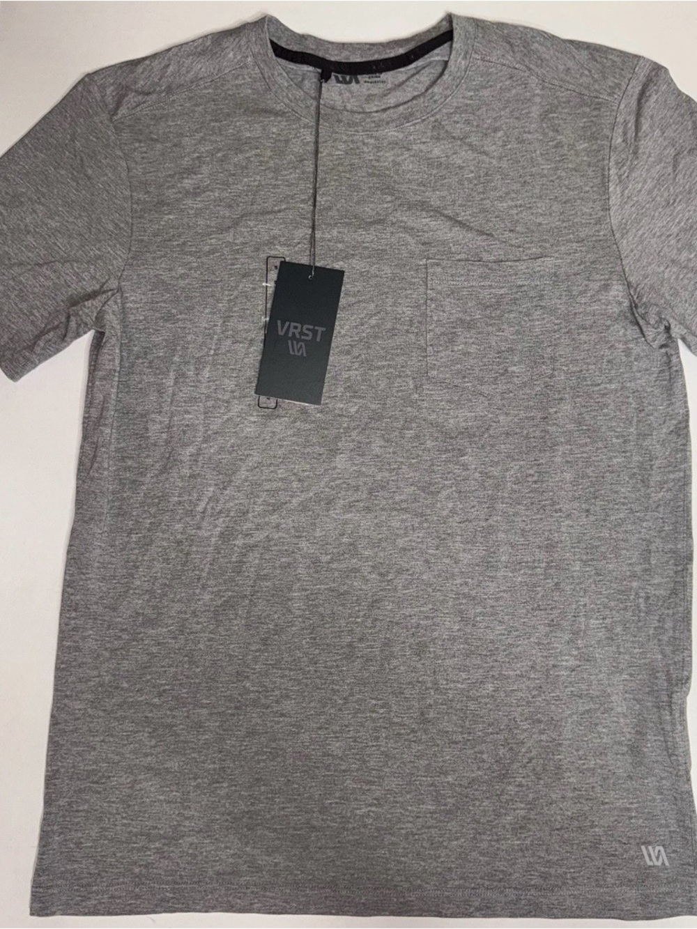 NWT VRST Men's Essential Pocket Tee Heather Grey Size Small Crew Neck